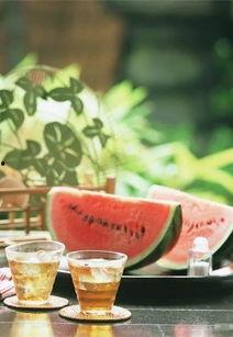 吃瓜群众比心玫瑰咖啡,玫瑰咖啡浪漫邂逅